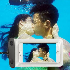 Free sample Hot selling 2018 amazon Mobile cell Phone PVC Waterproof Bag for iphone 6/6plus/7/7plus/8